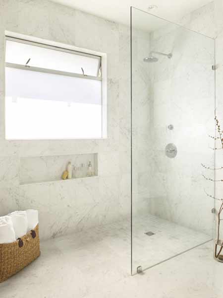 Lựa chọn chất liệu và kiểu dáng vách tắm kính phù hợp với không gian nhà Lựa chọn chất liệ...